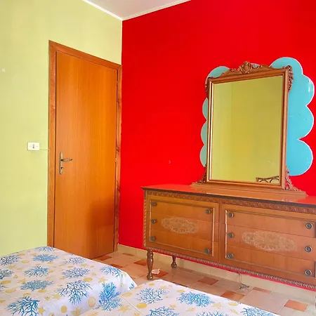 Lady Apartment *